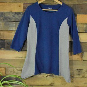 Denim & Company Color Block Shark-bite Hem Long Sleeved T-Shirt